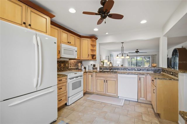 503 SPRING LAKES BOULEVARD 503, Bradenton, FL 34210