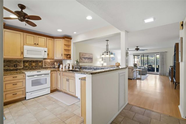 503 SPRING LAKES BOULEVARD 503, Bradenton, FL 34210