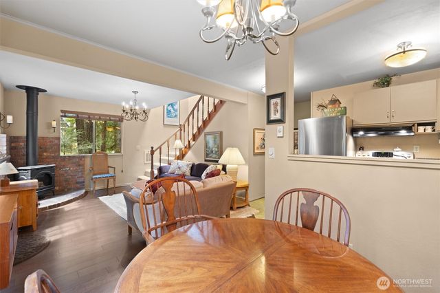 6989 Snoqualmie Place, Glacier, WA 98244