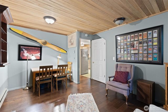6989 Snoqualmie Place, Glacier, WA 98244
