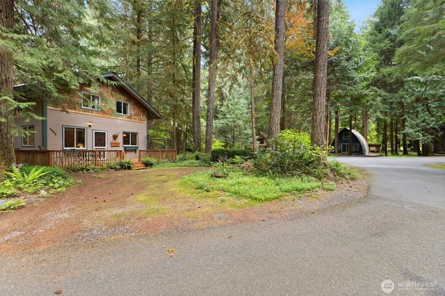 6989 Snoqualmie Place, Glacier, WA 98244
