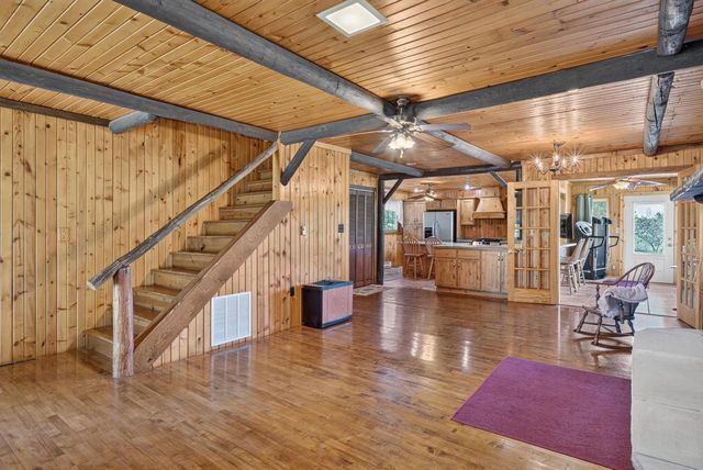 101 North AVENUE, Cascade, WI 53011