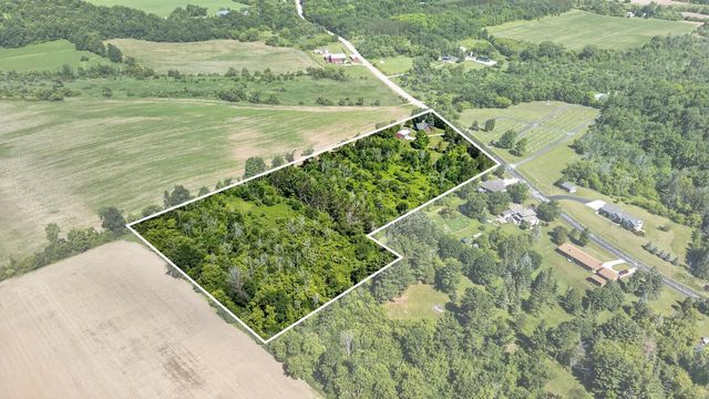 101 North AVENUE, Cascade, WI 53011