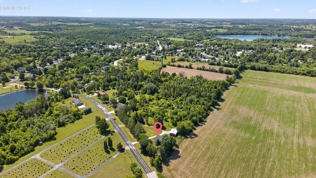 101 North AVENUE, Cascade, WI 53011