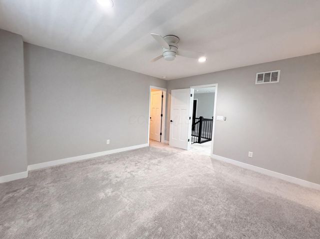 1601 Cromwill Loop, Delaware, OH 43015