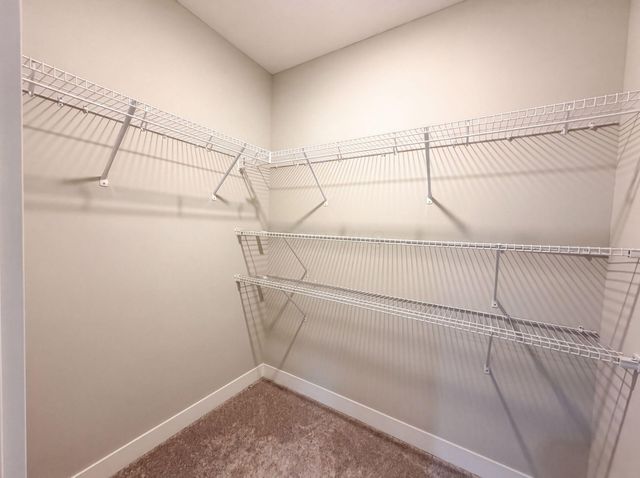 1601 Cromwill Loop, Delaware, OH 43015