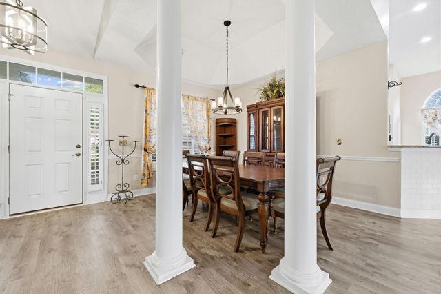 4811 Seabreeze Ln., Myrtle Beach, SC 29579