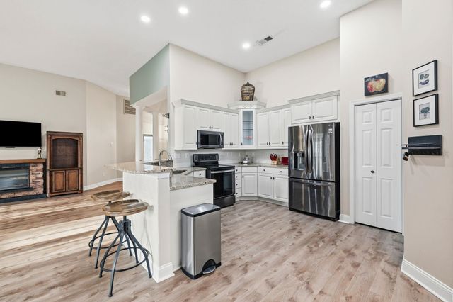 4811 Seabreeze Ln., Myrtle Beach, SC 29579