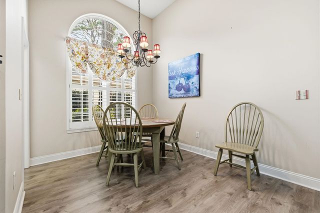 4811 Seabreeze Ln., Myrtle Beach, SC 29579