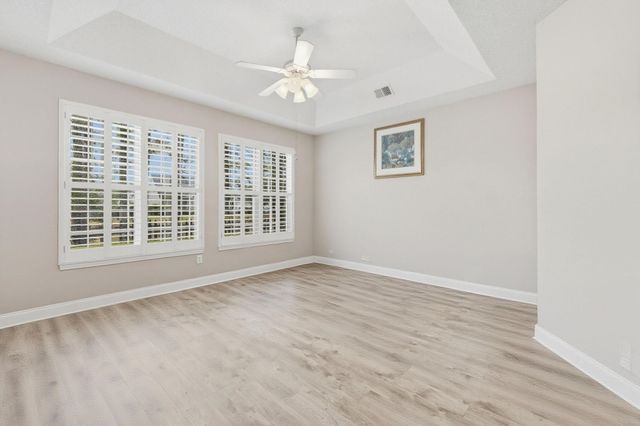 4811 Seabreeze Ln., Myrtle Beach, SC 29579