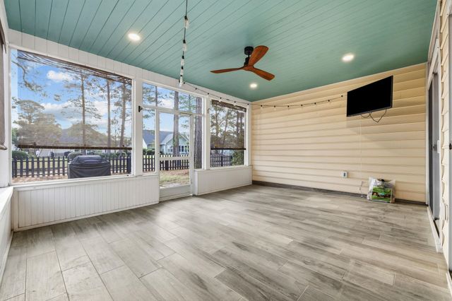 4811 Seabreeze Ln., Myrtle Beach, SC 29579