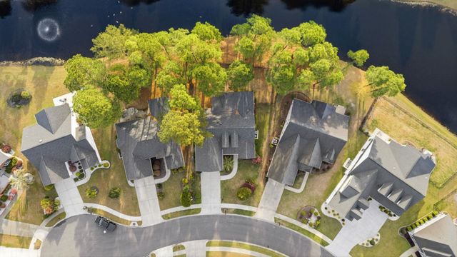 4811 Seabreeze Ln., Myrtle Beach, SC 29579