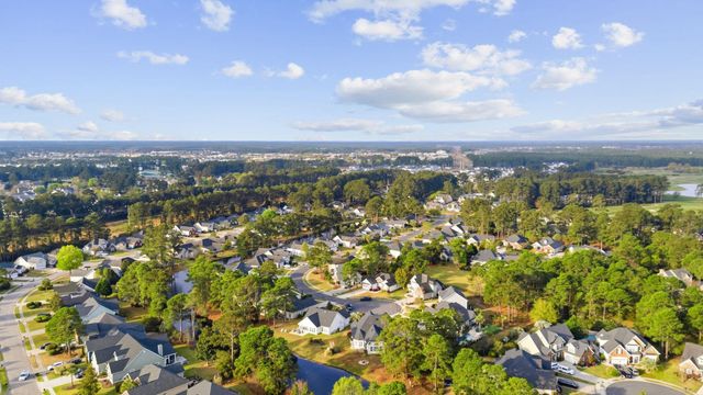 4811 Seabreeze Ln., Myrtle Beach, SC 29579