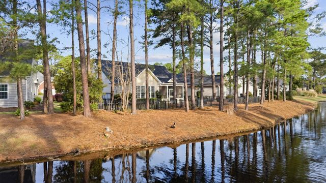 4811 Seabreeze Ln., Myrtle Beach, SC 29579