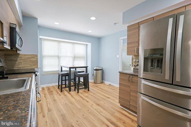 2 S SAINT GEORGE TER, Bear, DE 19701