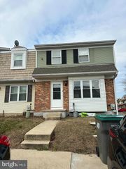 2 S SAINT GEORGE TER, Bear, DE 19701
