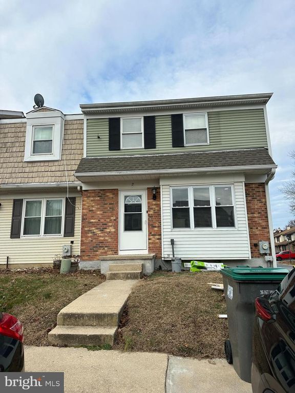 2 S SAINT GEORGE TER, Bear, DE 19701