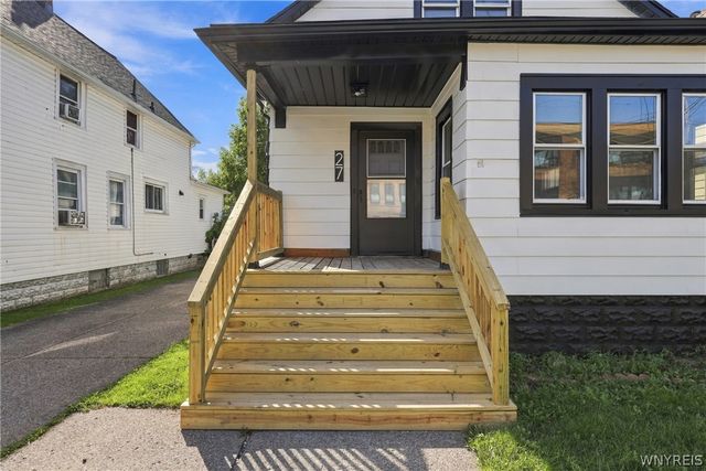 27 Johnson Street, Lackawanna, NY 14218