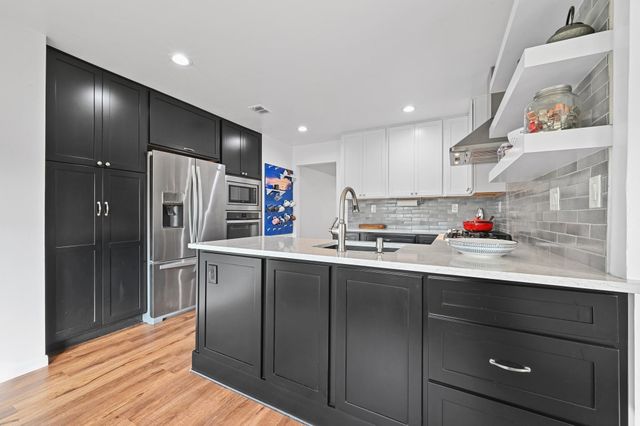 5301 Buffalo PASS, Austin, TX 78745