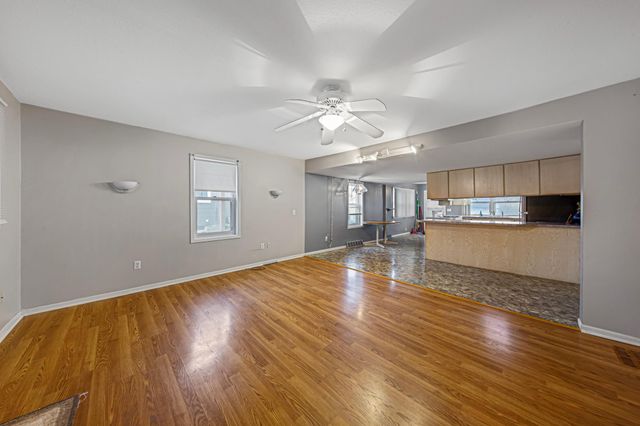 1022 3rd Avenue NW, Faribault, MN 55021