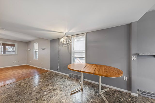 1022 3rd Avenue NW, Faribault, MN 55021