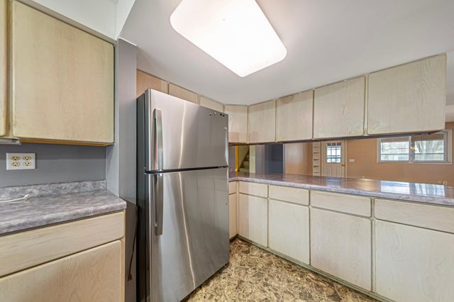 1022 3rd Avenue NW, Faribault, MN 55021