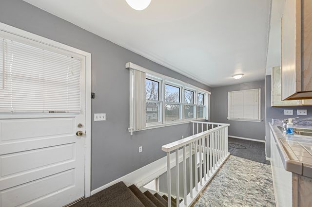 1022 3rd Avenue NW, Faribault, MN 55021