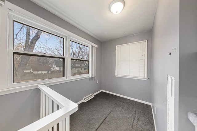 1022 3rd Avenue NW, Faribault, MN 55021