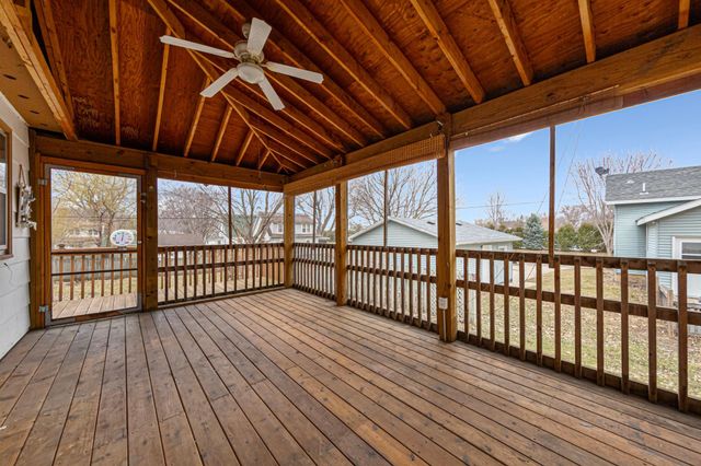 1022 3rd Avenue NW, Faribault, MN 55021