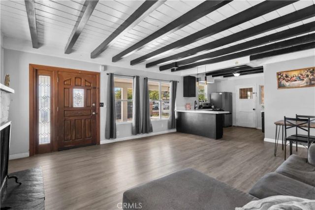 239 Orange, Colton, CA 92324
