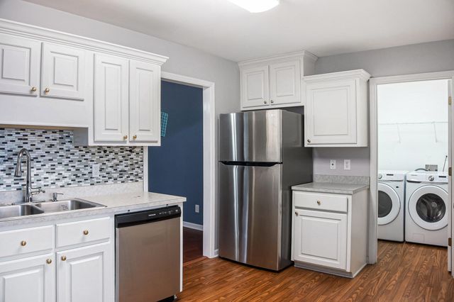 7856 High Maple Circle, North Charleston, SC 29418