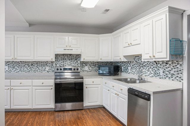 7856 High Maple Circle, North Charleston, SC 29418