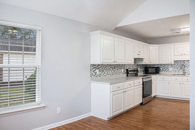 7856 High Maple Circle, North Charleston, SC 29418