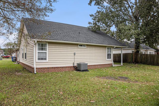 7856 High Maple Circle, North Charleston, SC 29418