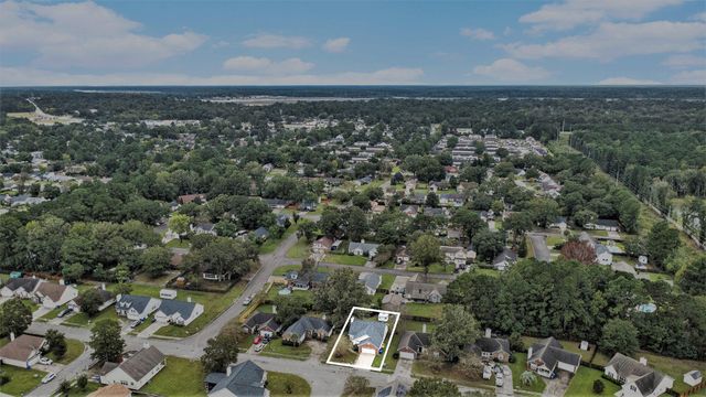 7856 High Maple Circle, North Charleston, SC 29418