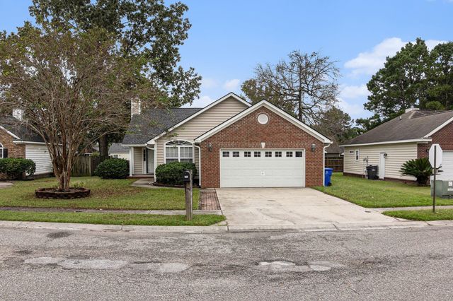 7856 High Maple Circle, North Charleston, SC 29418