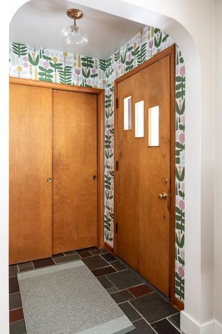 633 W Twelfth Street, Traverse City, MI 49684