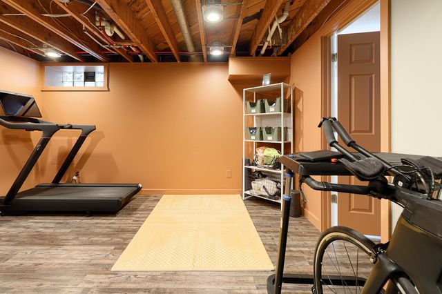 633 W Twelfth Street, Traverse City, MI 49684