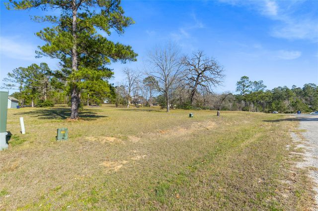 138 N Forest Drive, Huntsville, TX 77340