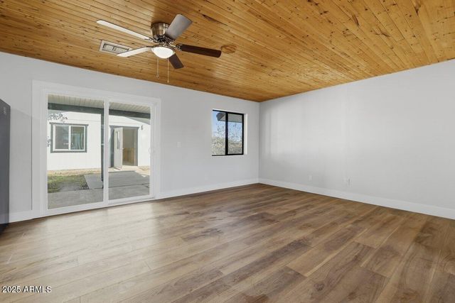 20286 E PRICKLY PEAR Drive, Mayer, AZ 86333