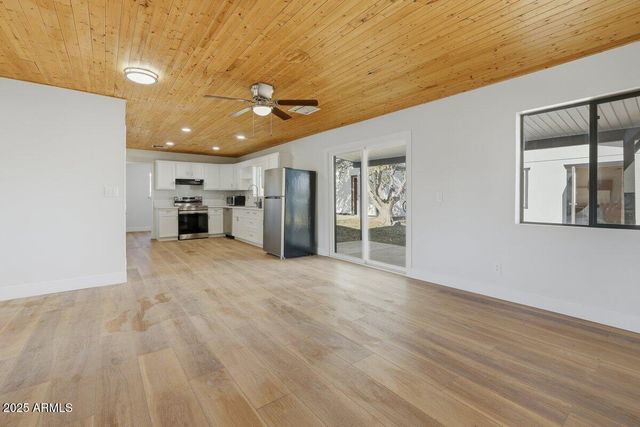 20286 E PRICKLY PEAR Drive, Mayer, AZ 86333