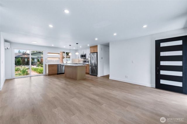 3035 18th Street SE, Auburn, WA 98092