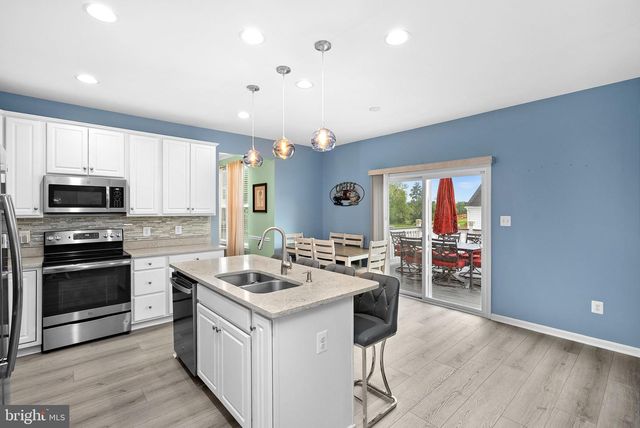 182 SPARKLING BROOK RD, Ranson, WV 25438