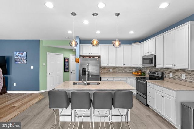 182 SPARKLING BROOK RD, Ranson, WV 25438