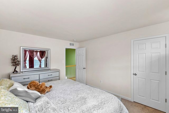 182 SPARKLING BROOK RD, Ranson, WV 25438