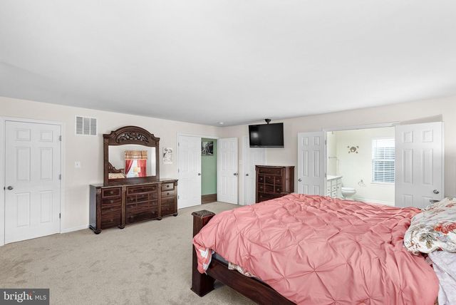 182 SPARKLING BROOK RD, Ranson, WV 25438