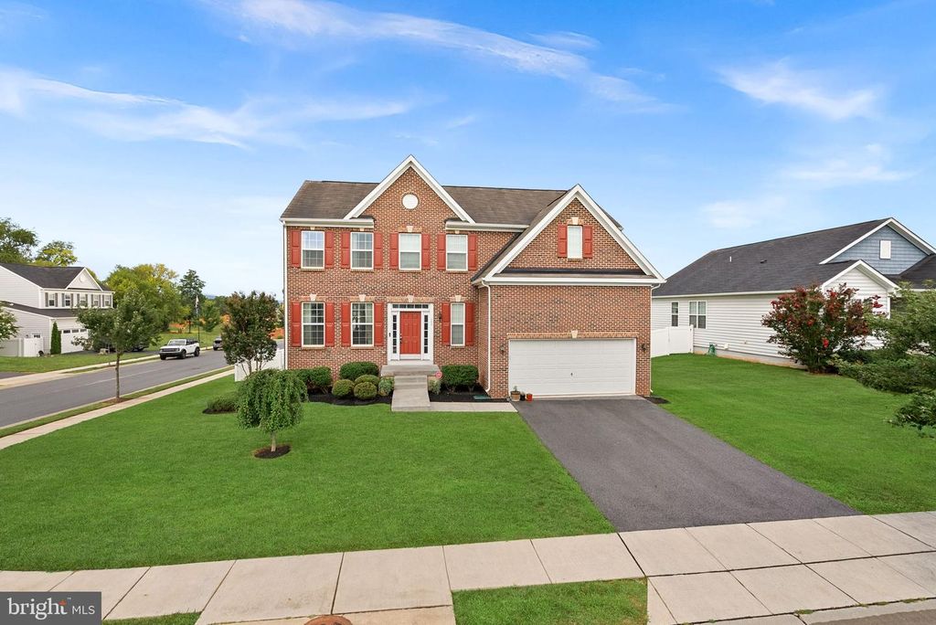 182 SPARKLING BROOK RD, Ranson, WV 25438