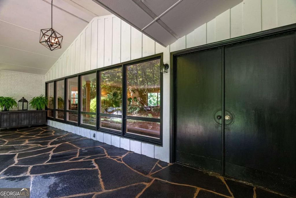 2425 Spratlin Mill Road, Hull, GA 30646 — exterior