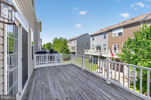 8909 ENGLEWOOD FARMS DR, Manassas, VA 20112