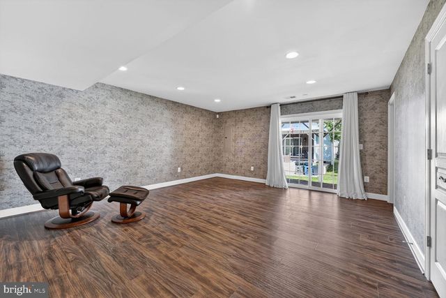 8909 ENGLEWOOD FARMS DR, Manassas, VA 20112